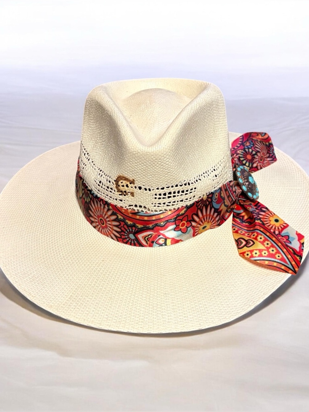 Charlie 1 horse Straw Wide-Brim Fedora Hat with Floral Scarf Band - White